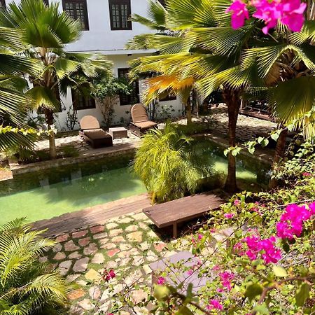 Olma Colonial Suites Акра Екстериор снимка
