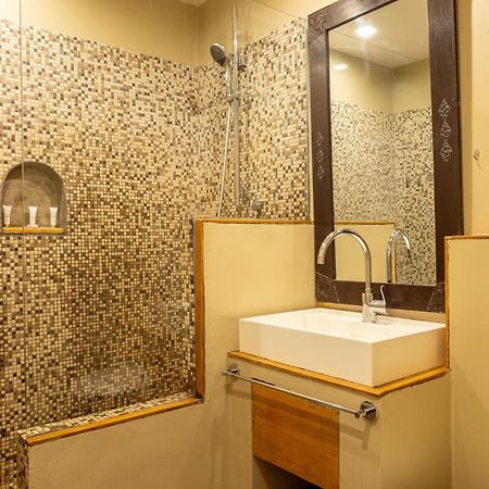 Olma Colonial Suites Акра Екстериор снимка
