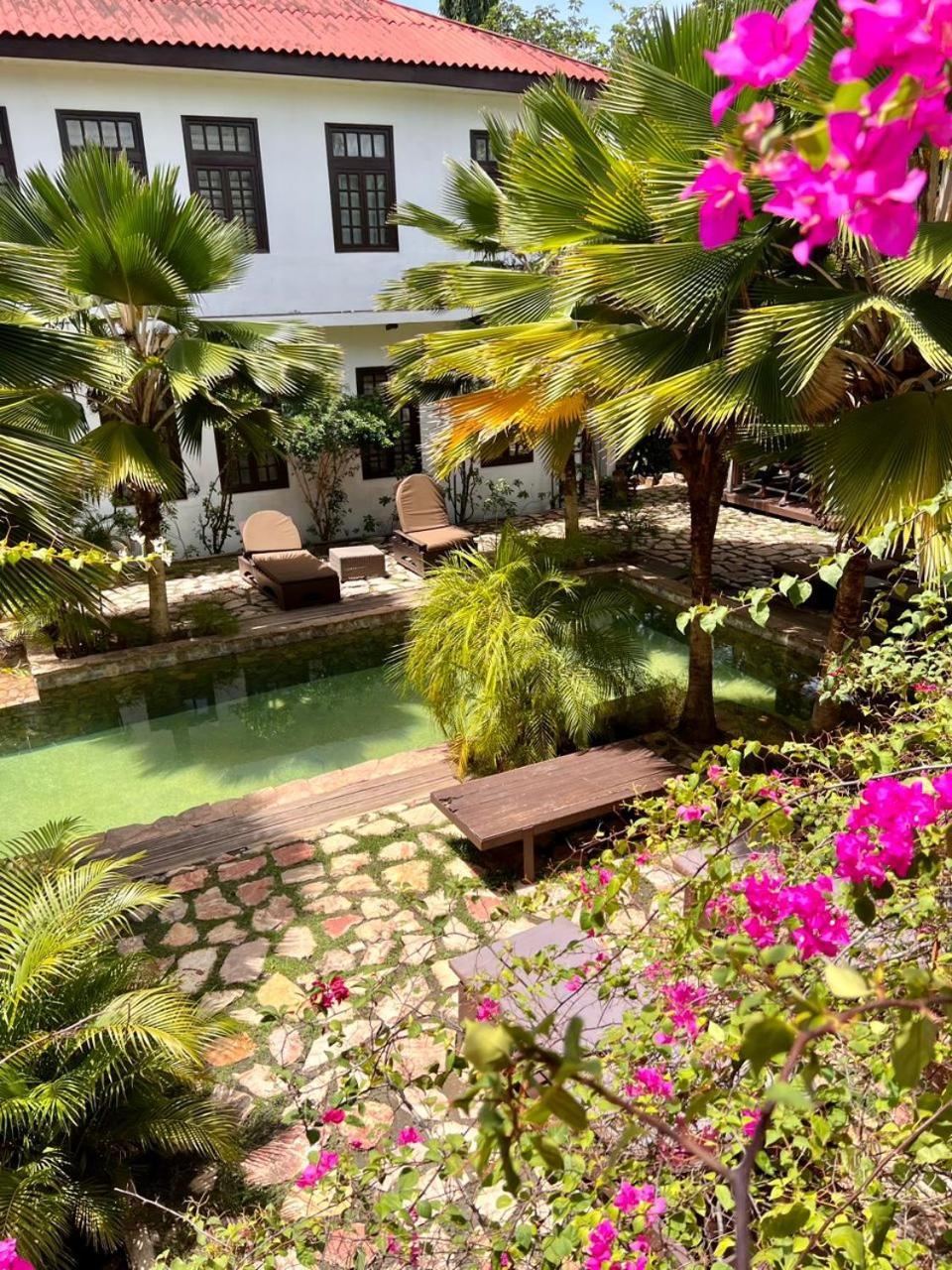 Olma Colonial Suites Акра Екстериор снимка